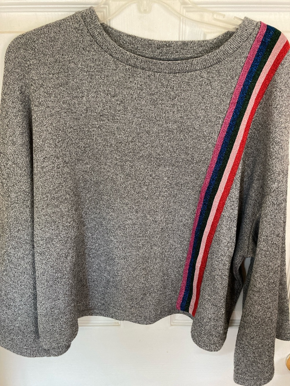 ModCloth Gray Cropped Crewneck Sweater with Metallic Shoulder Stripes